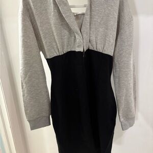 VENUS Gray and Black Colorblock Long Sleeve Dress